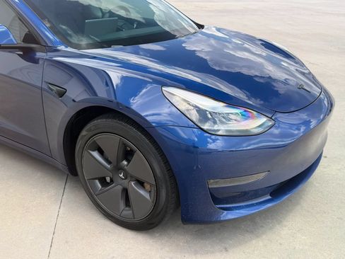 Used 2021 Tesla Model 3 Standard Range Plus RWD image 5