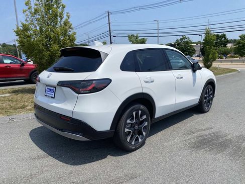 New 2027 Honda HR-V EX-L image 3