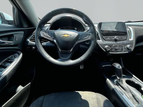Used 2016 Chevrolet Malibu LT FWD image 8