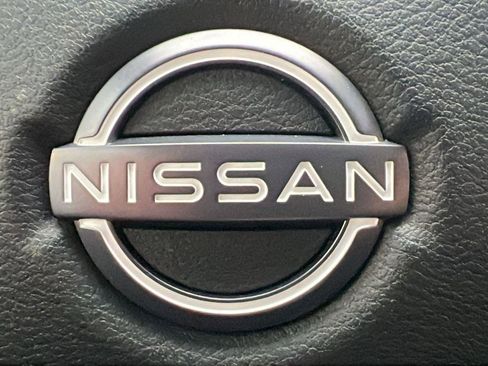 Used 2024 Nissan Frontier SV w/ SV Convenience Package AWD/4WD image 30
