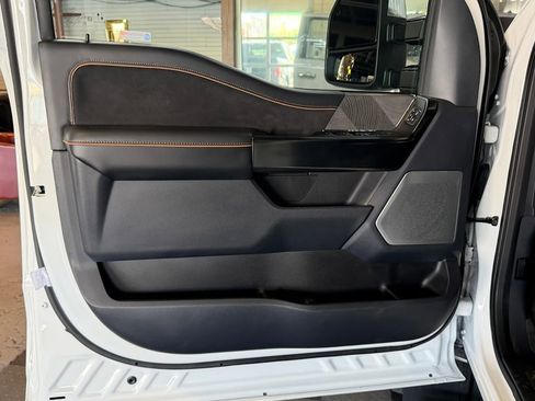 Used 2023 Ford F450 Platinum w/ FX4 Off-Road Package AWD/4WD image 29