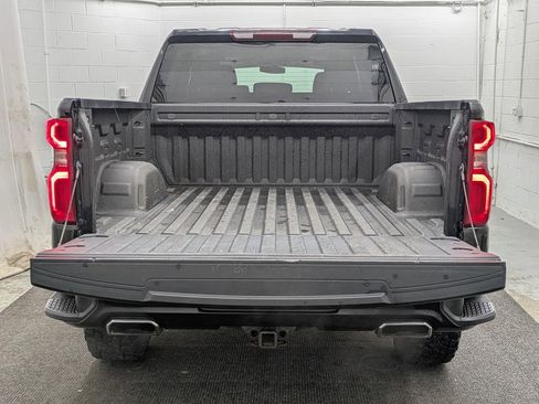Used 2021 Chevrolet Silverado 1500 LT Trail Boss image 12
