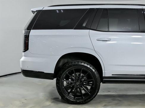 Used 2026 Cadillac Escalade Platinum Sport w/ LPO, ONYX Package AWD/4WD image 13