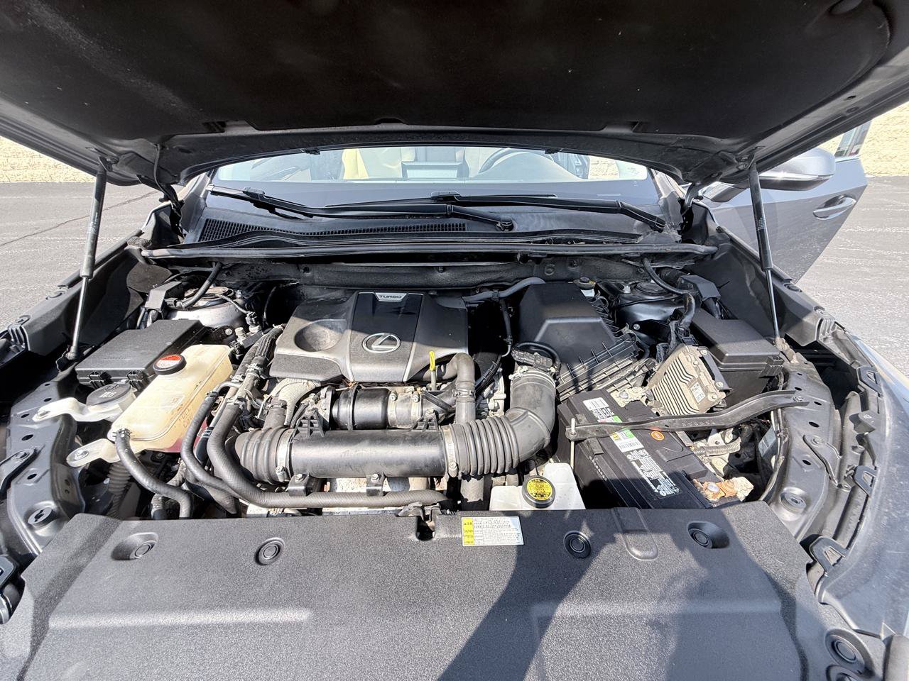 Used 2015 Lexus NX 200t FWD w/ Luxury Package image 18