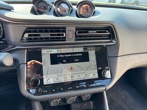 Used 2024 Nissan Z Performance w/ Floor Mat Package image 23