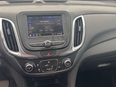 Used 2021 Chevrolet Equinox LT image 17