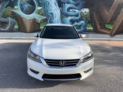 Used 2014 Honda Accord Sport image 3