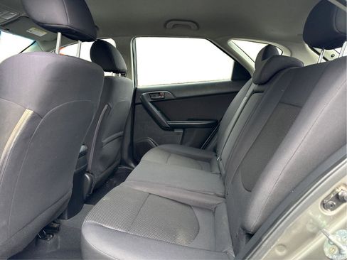 Used 2012 Kia Forte EX image 11
