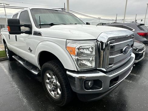 Used 2015 Ford F250 XLT w/ XLT Value Package image 2