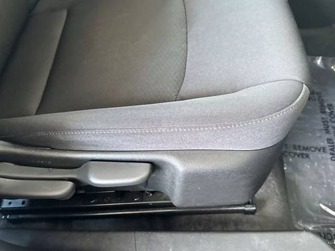 Used 2024 Chevrolet Malibu LT FWD image 23