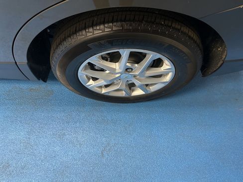 Certified 2023 Chevrolet Equinox LT image 17