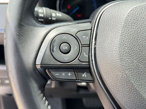 Used 2021 Toyota RAV4 XSE AWD/4WD image 17