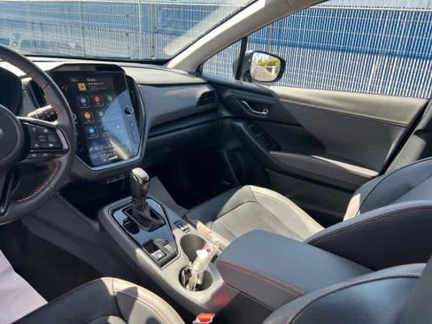 Certified 2024 Subaru Crosstrek 2.5i Limited w/ Crosstrek Mirror Package AWD/4WD image 17