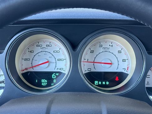 Used 2013 Dodge Challenger SXT image 25