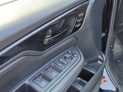 Used 2023 Honda Odyssey Elite image 7