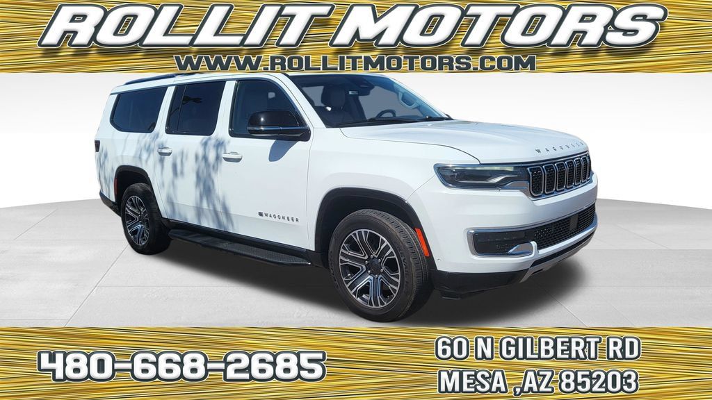 Used 2024 Jeep Wagoneer L Series II w/ Flexible Seating Group RWD image 1