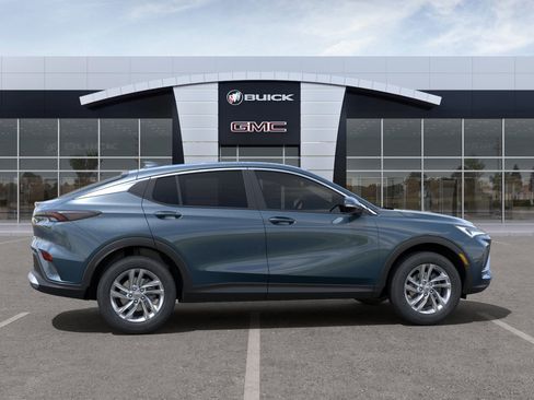 New 2024 Buick Envista Preferred image 5