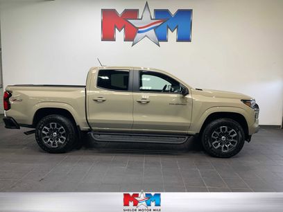 Used 2023 Chevrolet Colorado Z71 w/ Z71 Convenience Package 2
