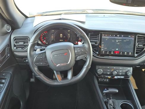 Used 2025 Dodge Durango GT RWD image 11