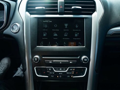 Used 2017 Ford Fusion Energi SE FWD image 14