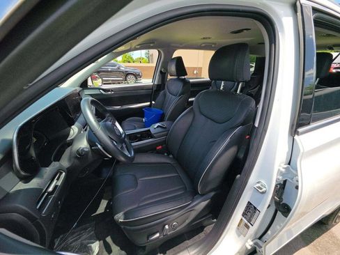Used 2024 Hyundai Palisade SEL FWD image 11