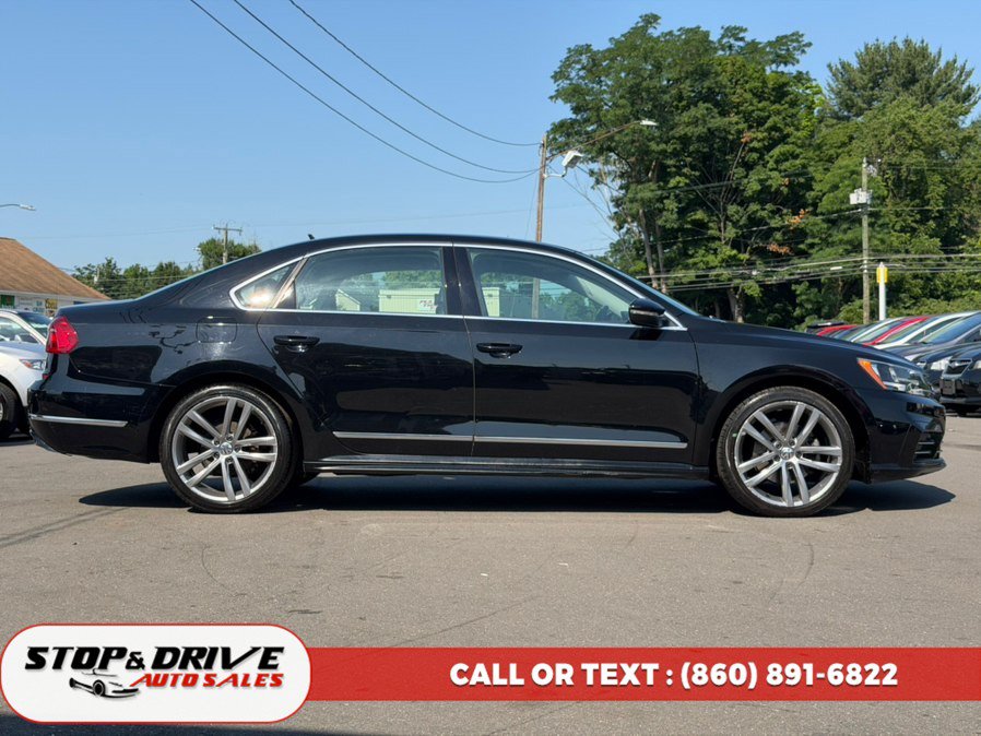 Used 2016 Volkswagen Passat 1.8T R-Line FWD image 4