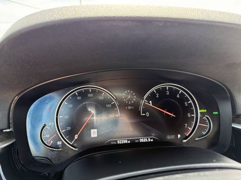 Used 2018 BMW 530i xDrive AWD/4WD image 13