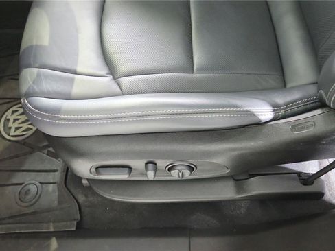 Used 2023 Buick Enclave Essence w/ Experience Buick Package AWD/4WD image 18