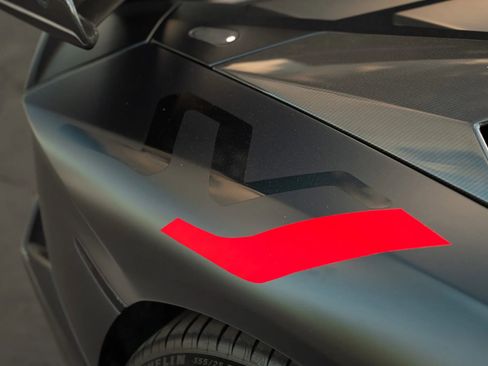 Used 2019 Lamborghini Aventador SVJ AWD/4WD image 23