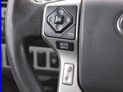 Used 2014 Toyota Tacoma 4x4 Double Cab w/ SR5 Package image 26