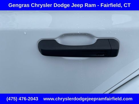 Used 2024 Jeep Wrangler Unlimited Sahara AWD/4WD image 38