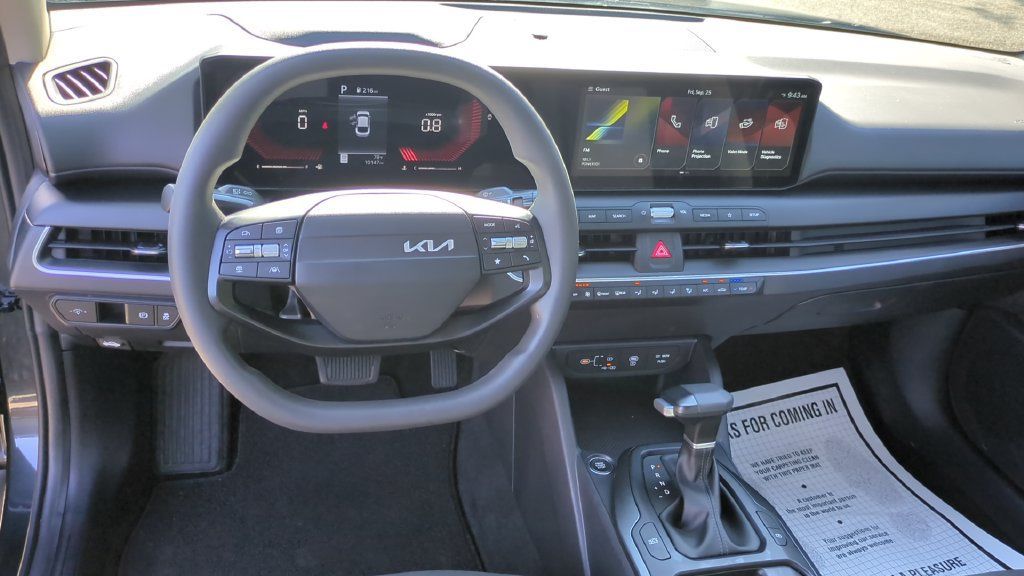 Used 2026 Kia K4 FWD image 15