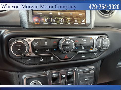 Used 2022 Jeep Wrangler Unlimited Sport AWD/4WD image 32