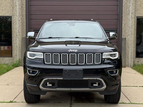 Used 2018 Jeep Grand Cherokee Overland AWD/4WD image 2