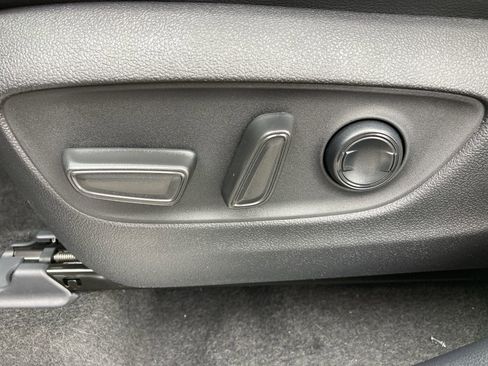 Certified 2026 Toyota Highlander Platinum image 14