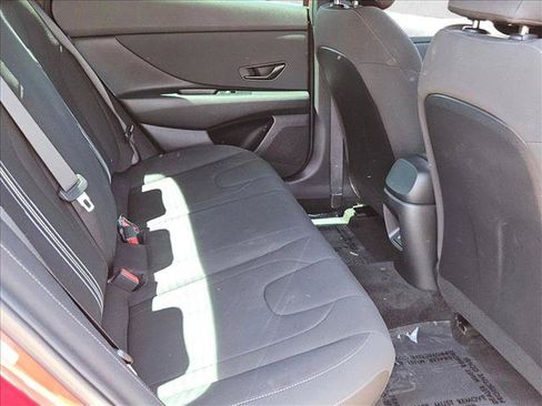 Certified 2025 Hyundai Elantra Sport FWD image 24