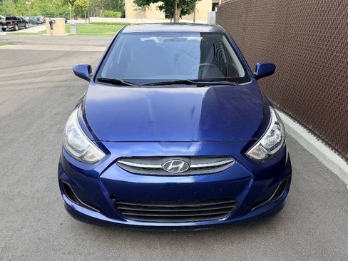 Used 2017 Hyundai Accent SE FWD image 3