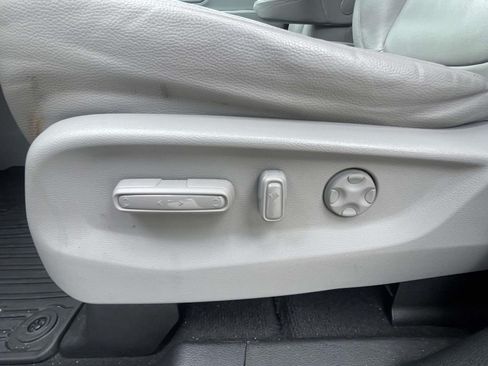 Used 2023 Honda Odyssey Touring image 17