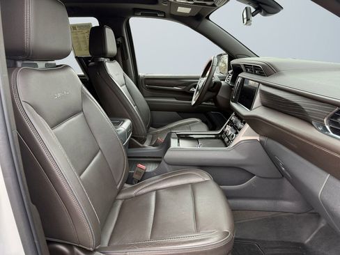 Used 2022 GMC Yukon Denali image 15