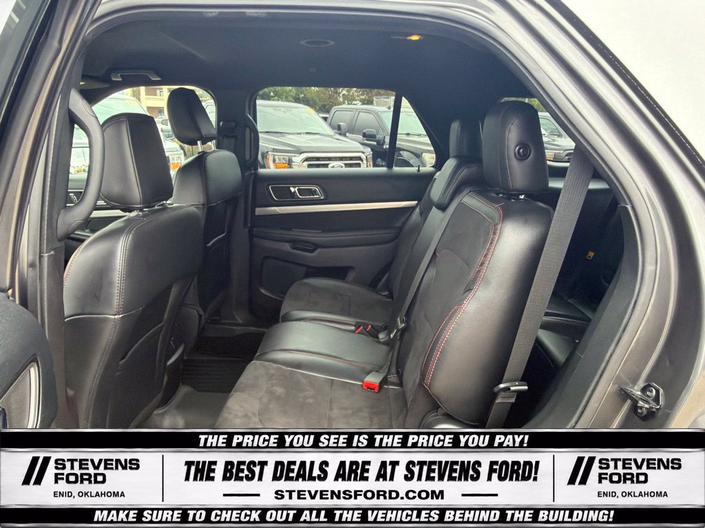 Used 2019 Ford Explorer XLT w/ Equipment Group 202A FWD image 35
