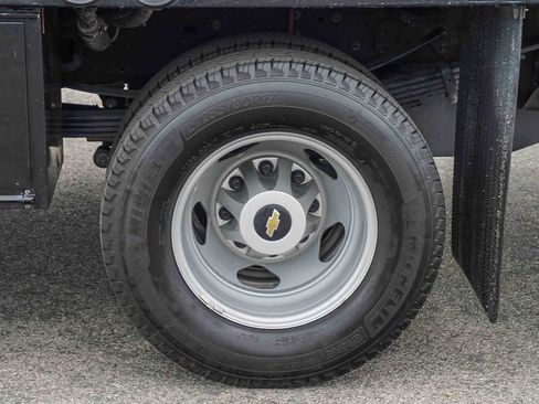 Used 2020 Chevrolet Silverado 3500 W/T w/ WT Convenience Package RWD image 11