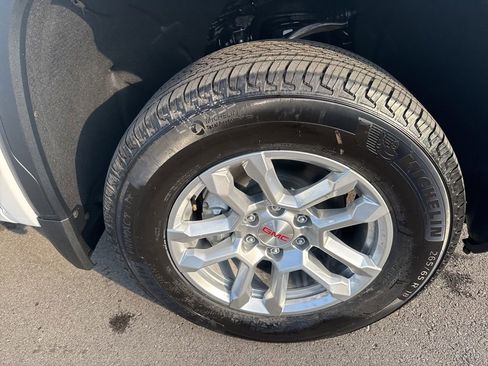 New 2025 GMC Sierra 1500 Pro w/ Pro Value Package image 28