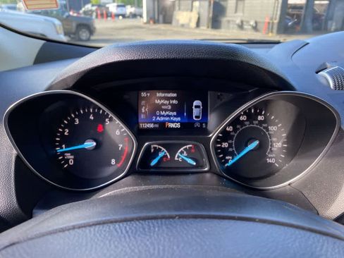 Used 2017 Ford Escape Titanium w/ Equipment Group 301A AWD/4WD image 29