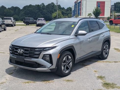 Used 2025 Hyundai Tucson SEL FWD image 7