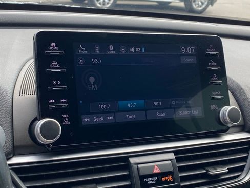 Used 2022 Honda Accord Sport image 17