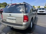 Used 2005 Ford Explorer XLT image 3