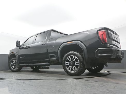 Used 2023 GMC Sierra 2500 AT4 image 27