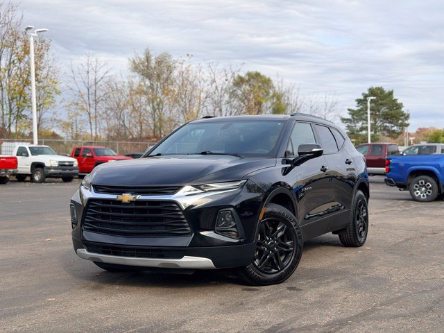 Used 2020 Chevrolet Blazer LT FWD image 2