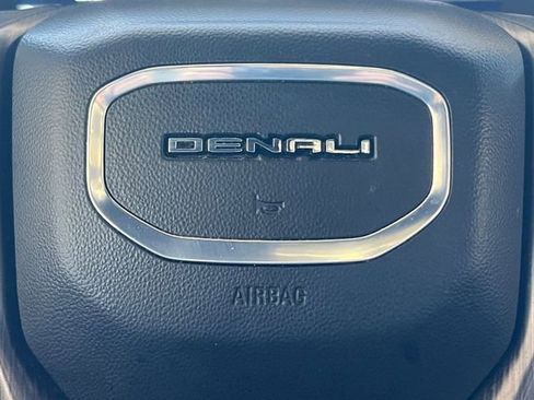 Used 2024 GMC Yukon Denali Ultimate AWD/4WD image 9