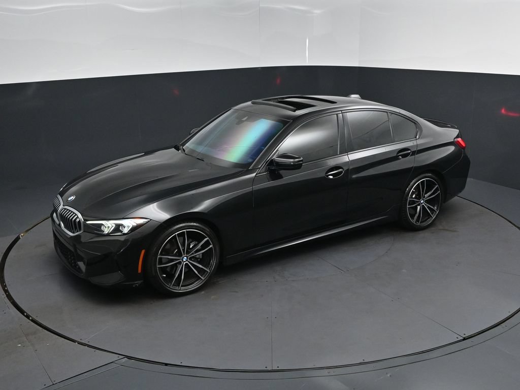 Certified 2024 BMW 330i Sedan w/ M Sport Package RWD image 31